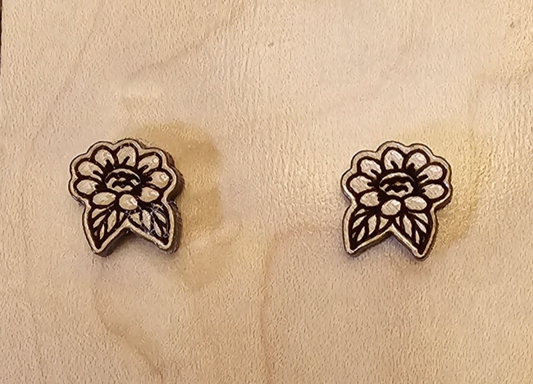 Wood Stud Earrings Flower (1) Natural Wood Color